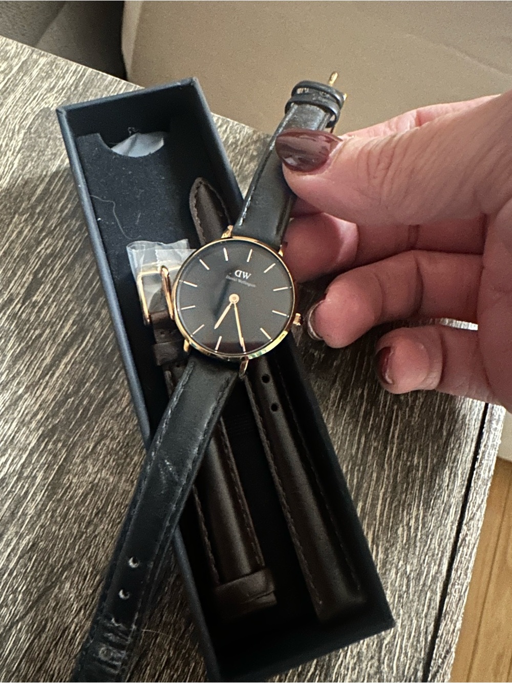 Classic Black Leather Strap Watch - Daniel Wellington Style
